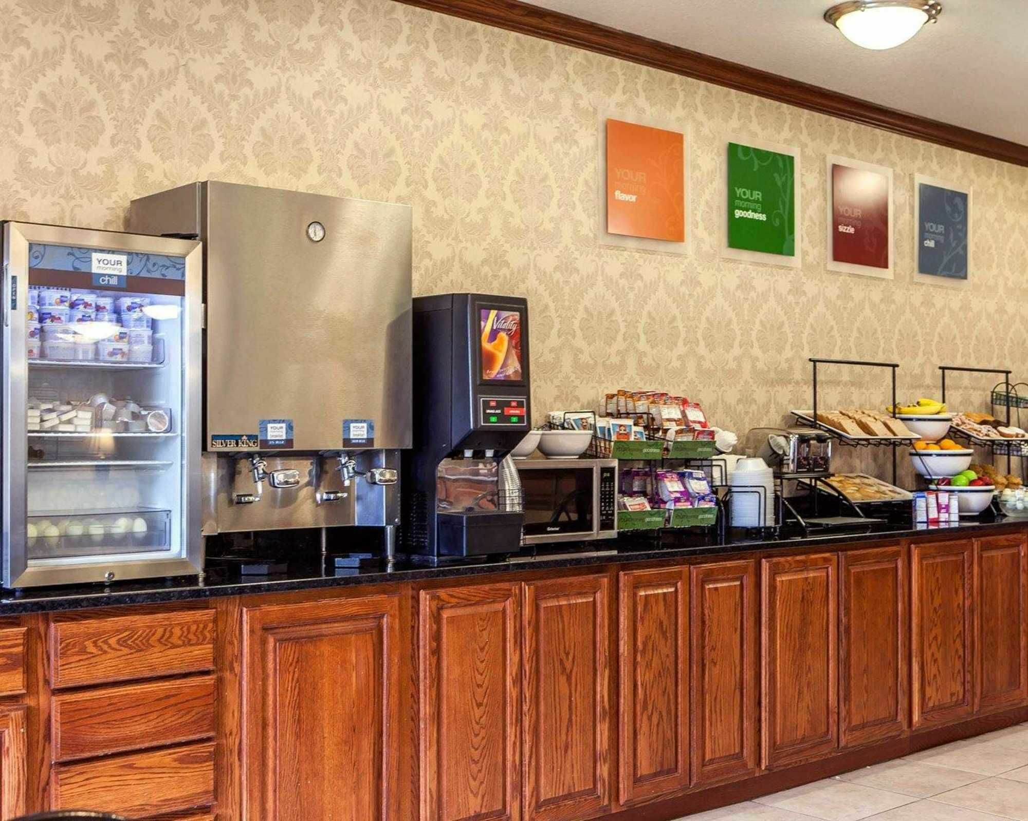 Comfort Inn & Suites Davenport - Quad Cities Eksteriør bilde